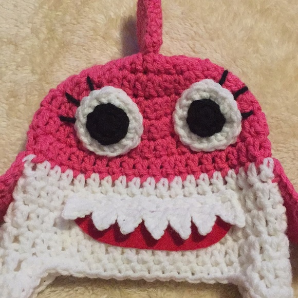 💕BABY SHARK 💕 - Picture 2 of 8